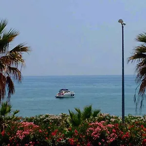 https://la-finestra-sul-mare-agrigento.sicilyhotelsitaly.net