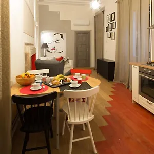https://charm-apartment-pietrasanta.it-tuscanyhotel.com